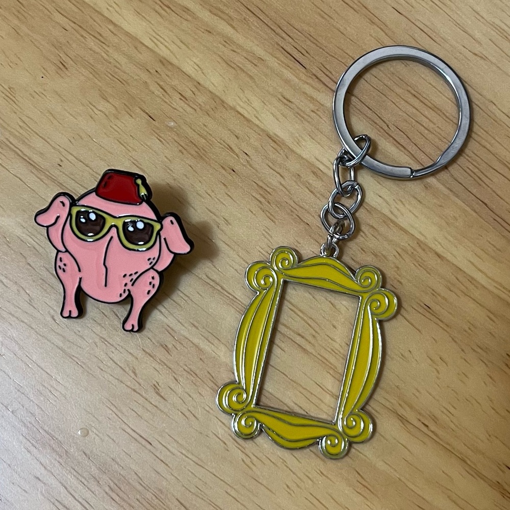 Friends TV Thanksgiving Turkey Pin & Frame Keychain